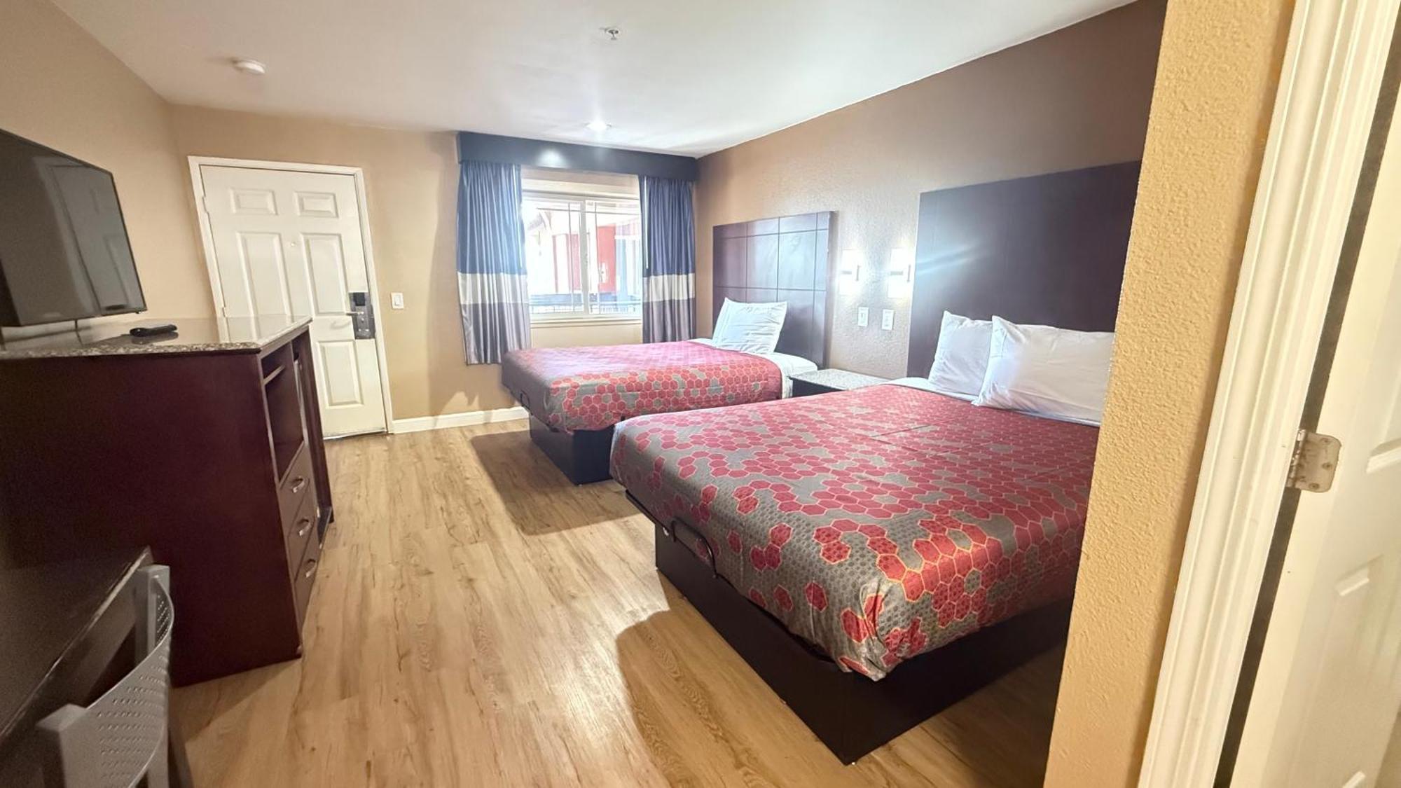 ווטסונוויל Valley Inn מראה חיצוני תמונה