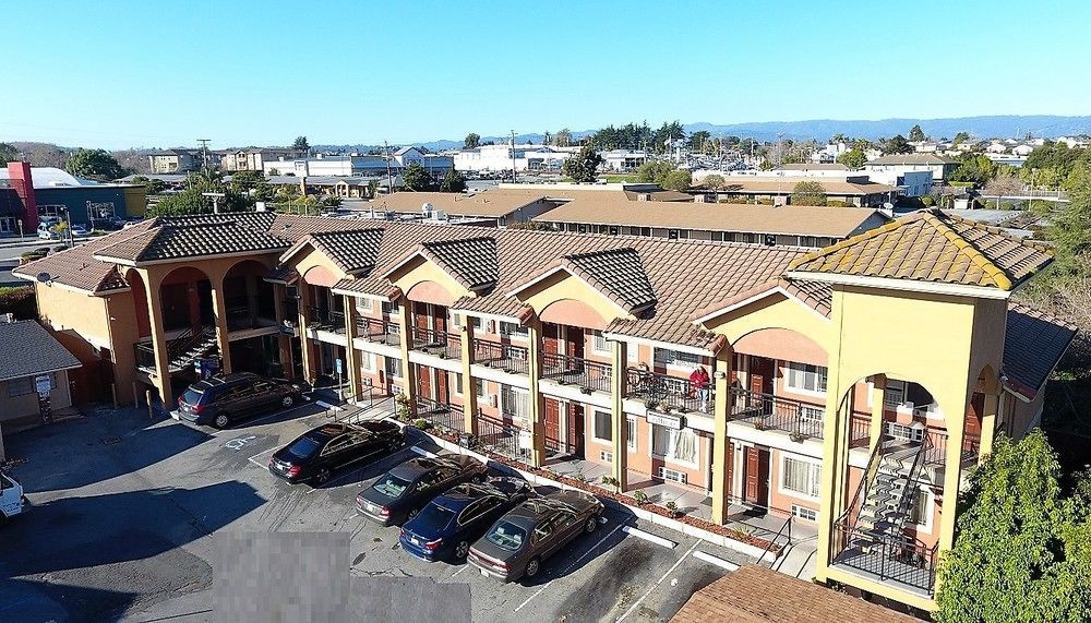 ווטסונוויל Valley Inn מראה חיצוני תמונה